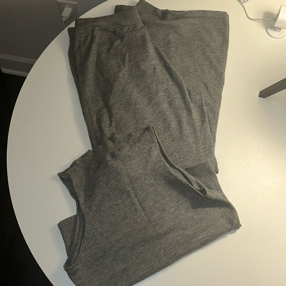 express two piece sweatsuit grey size M